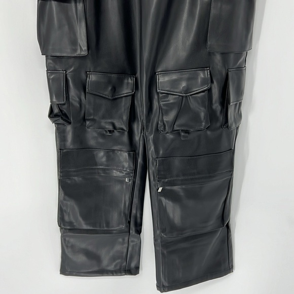 Luxe to kill NWT oversized wide leg cargo faux leather pants 12 - Picture 3 of 9